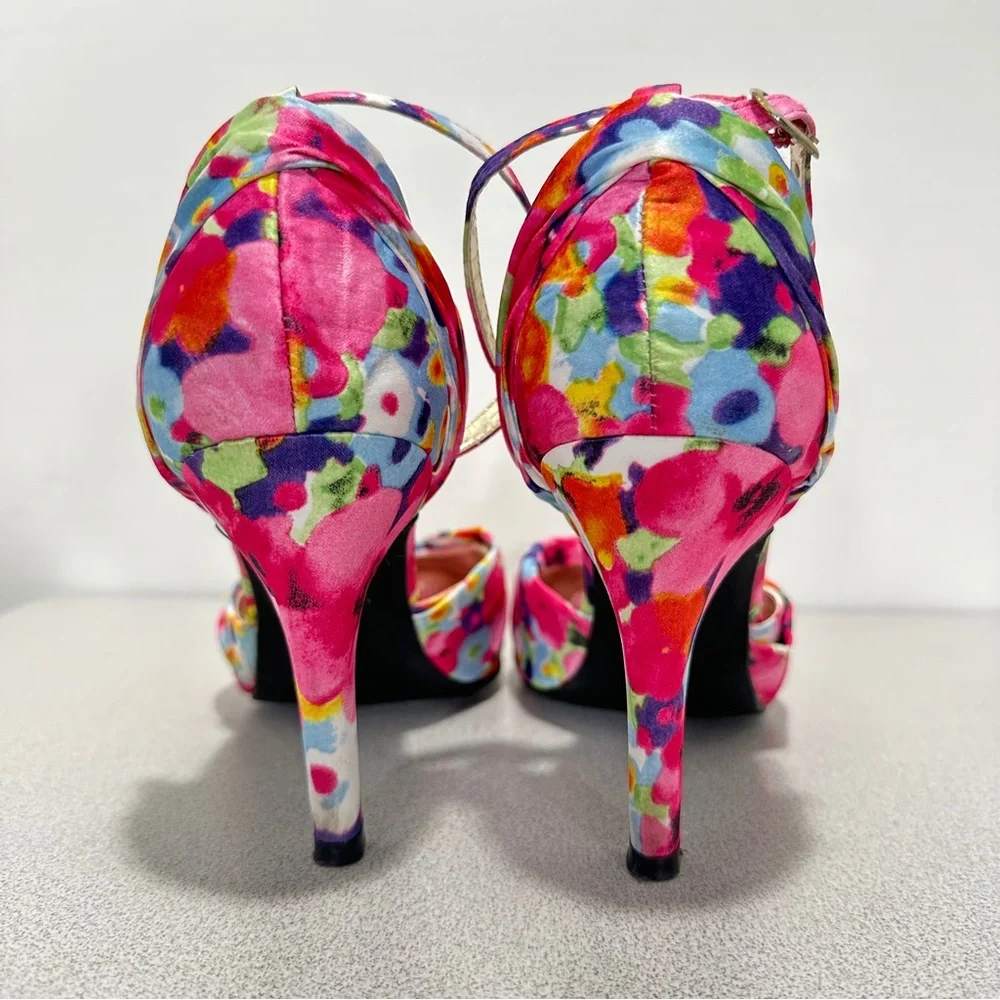 EUC Floral ‘K9 by Rocketdog’‎ Heels